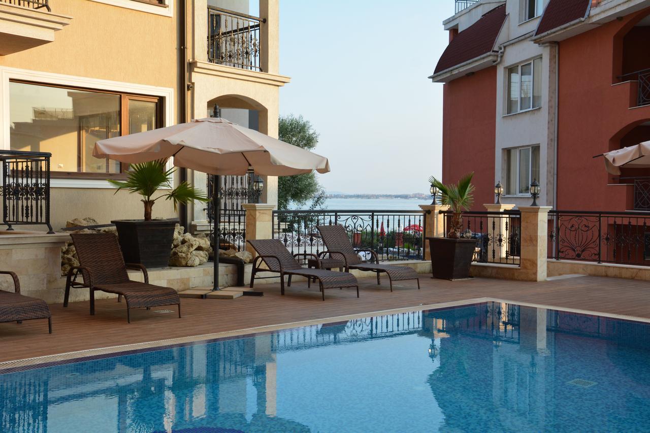 Vip Club Dolphin Coast Aparthotel Sunny Beach Exterior photo
